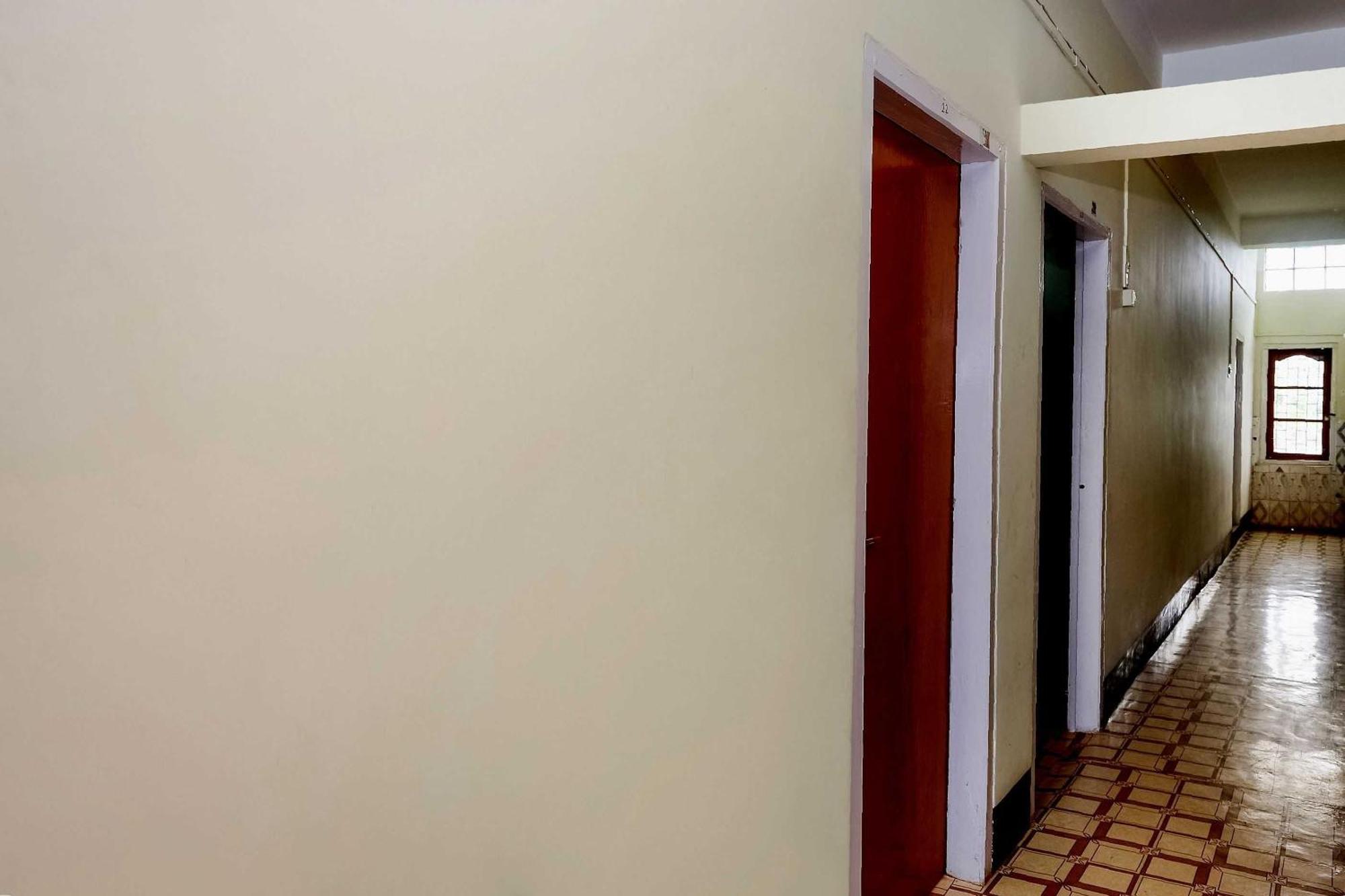 Hotel O Kirtti Inn Soalkuchi المظهر الخارجي الصورة