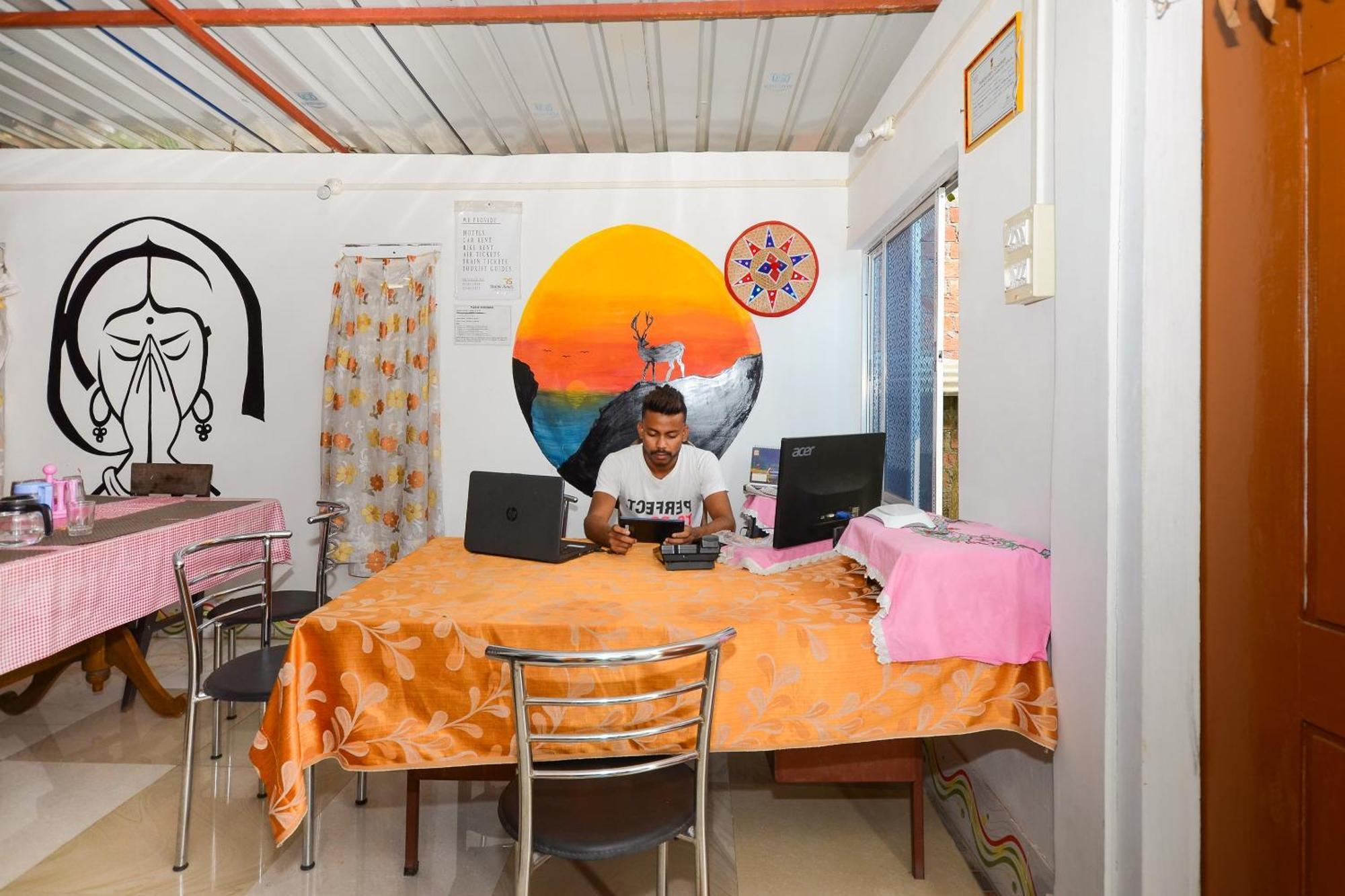 Hotel O Kirtti Inn Soalkuchi المظهر الخارجي الصورة